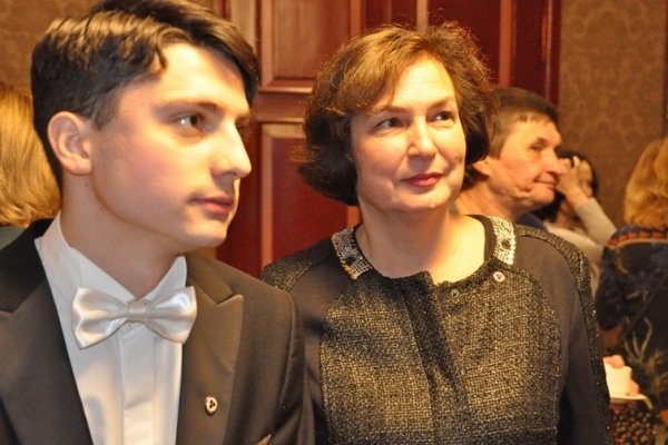 Как на гидре купить биткоины с карты